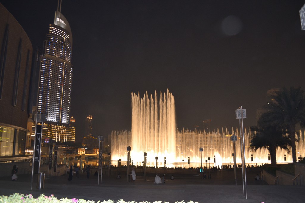 Поющие фонтаны в Дубае
