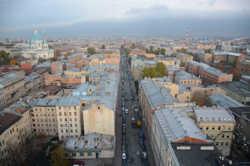 Вид на Санкт-Петербург из отеля Азимут